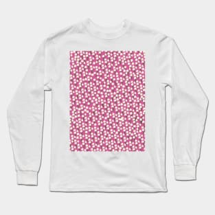 White daisies on pink Long Sleeve T-Shirt